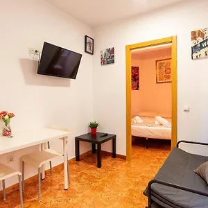 Soho Citycenter, Young People Only Apartment Malaga